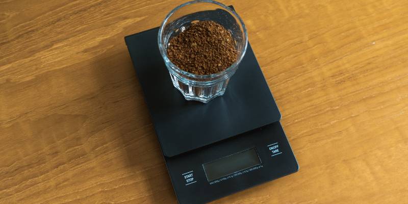 Gemalen koffie voor dubbele espresso